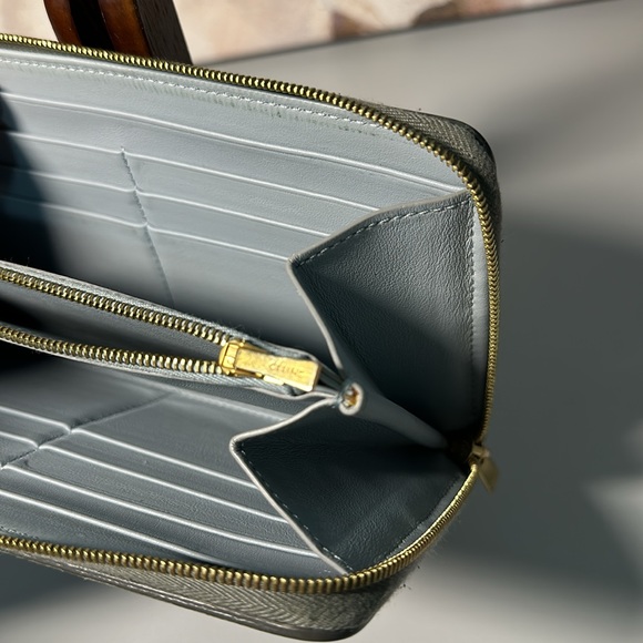 22 Celine Paris gray grained calfskin leather zip long continental wallet - Picture 8 of 8